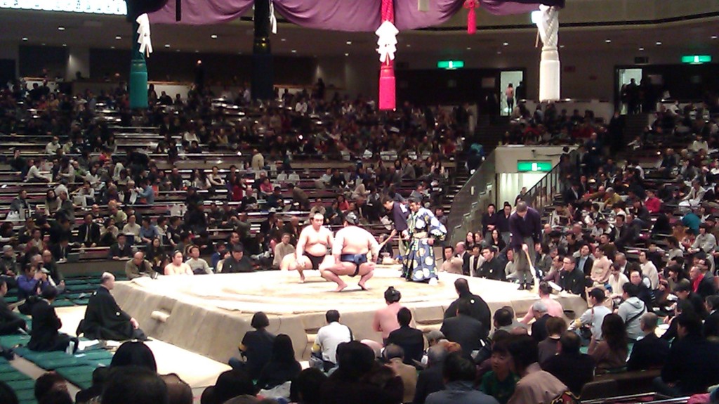 things to do in tokyo in 2 days attend sumo tournament