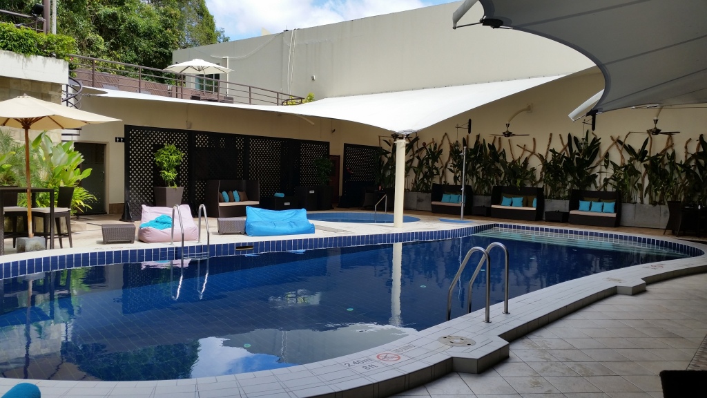 radisson hotel brunei darussalam pool